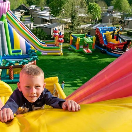 Camping Country Park Crecy La Chapelle - Site Officiel - Next To Disneyland Paris Exterior photo